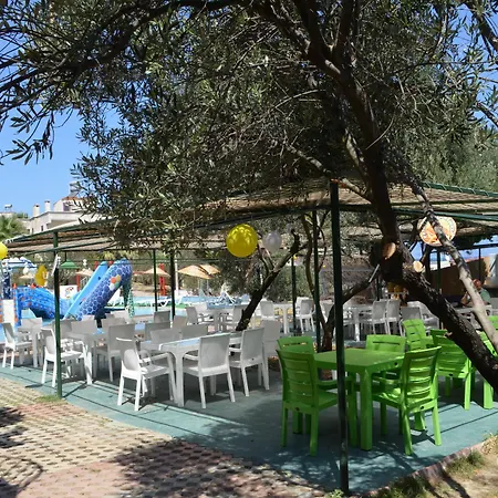 Zeytin Aquapark شقة فندقية Ayvalı