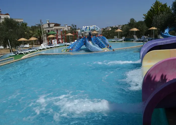 Zeytin Aquapark 3* Ayvalı
